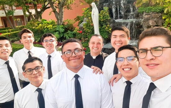 8 nuevos candidatos a la Legión de Cristo